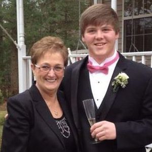 Meet your Posher, Maxine